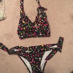 Pool party bikini, mix match sizes S & M